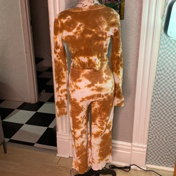 Mate the label ginger, tie-dye, NWOT CROPPED top and pant waffle size XS - Picture 6 of 6